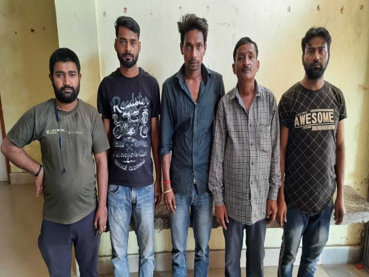 रोहतास पुलिस की अनोखी पहल, नगर थाना में गुण्डा परेड
