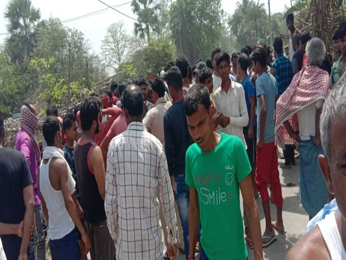 दो बाइकों की आमने सामने भिड़त में दो व्यक्ति की मौत, दो गंभीर रूप से घायल