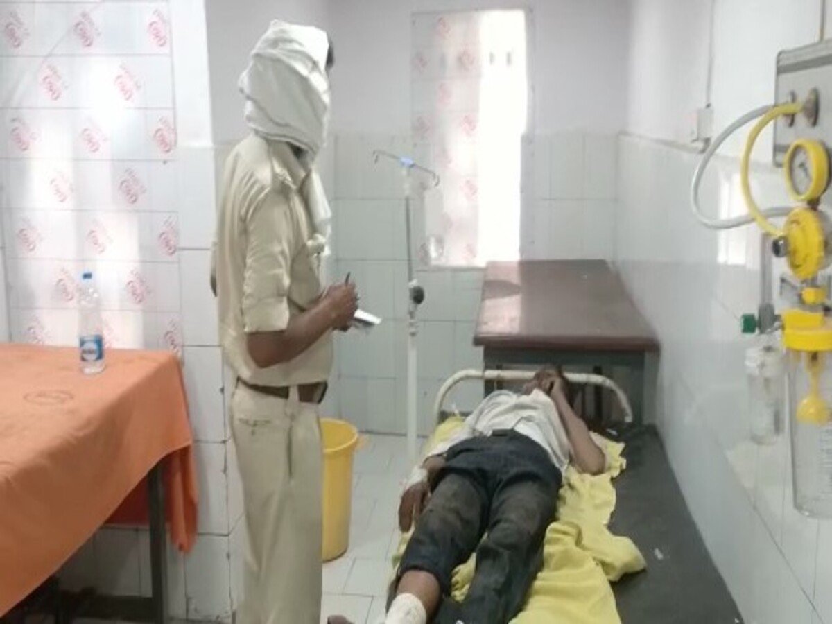 दो ट्रकों की टक्कर में केबिन में फंसे चालक को रेस्क्यू कर निकाला गया बाहर, हालत चिंताजनक