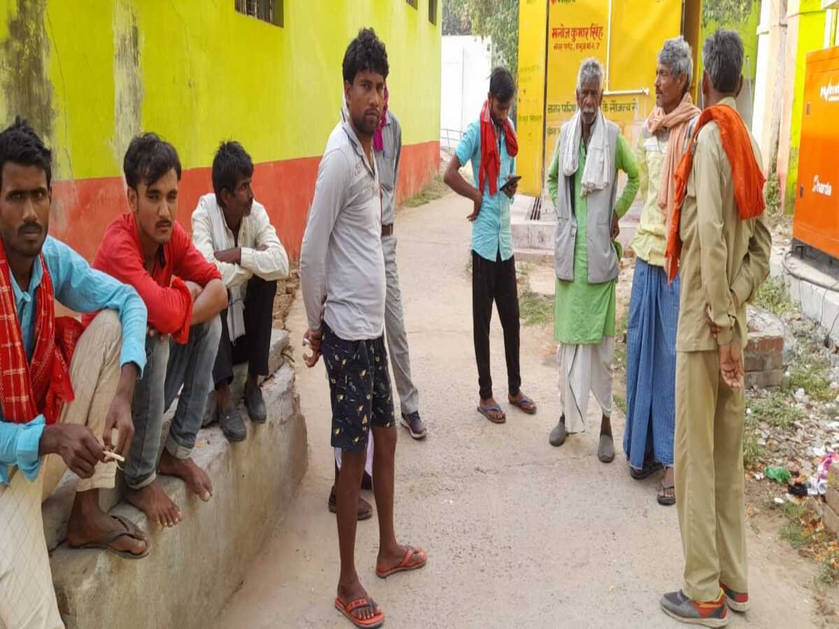 कैमूर: सड़क पर खड़े अधेड़ व्यक्ति को तेज रफ्तार बाइक ने मारी टक्कर, बनारस रेफर के दौरान हुई मौत
