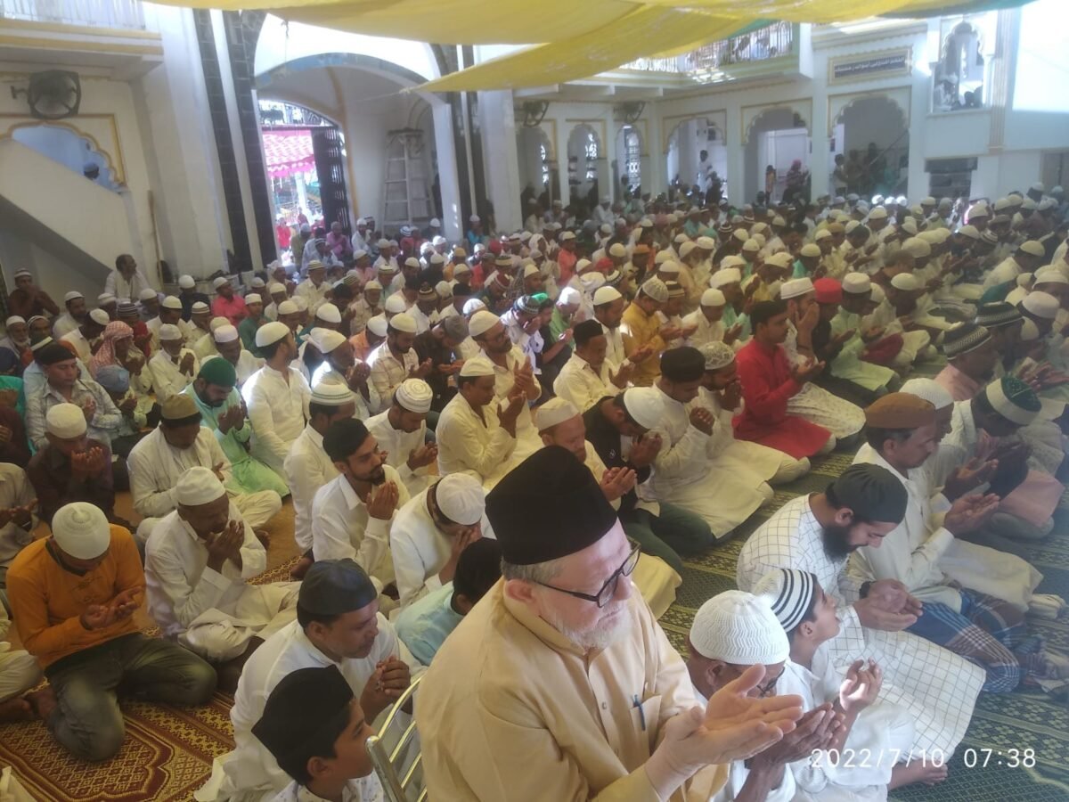ROHTAS : शांति पूर्ण मनाया गया कुर्बानी का पर्व