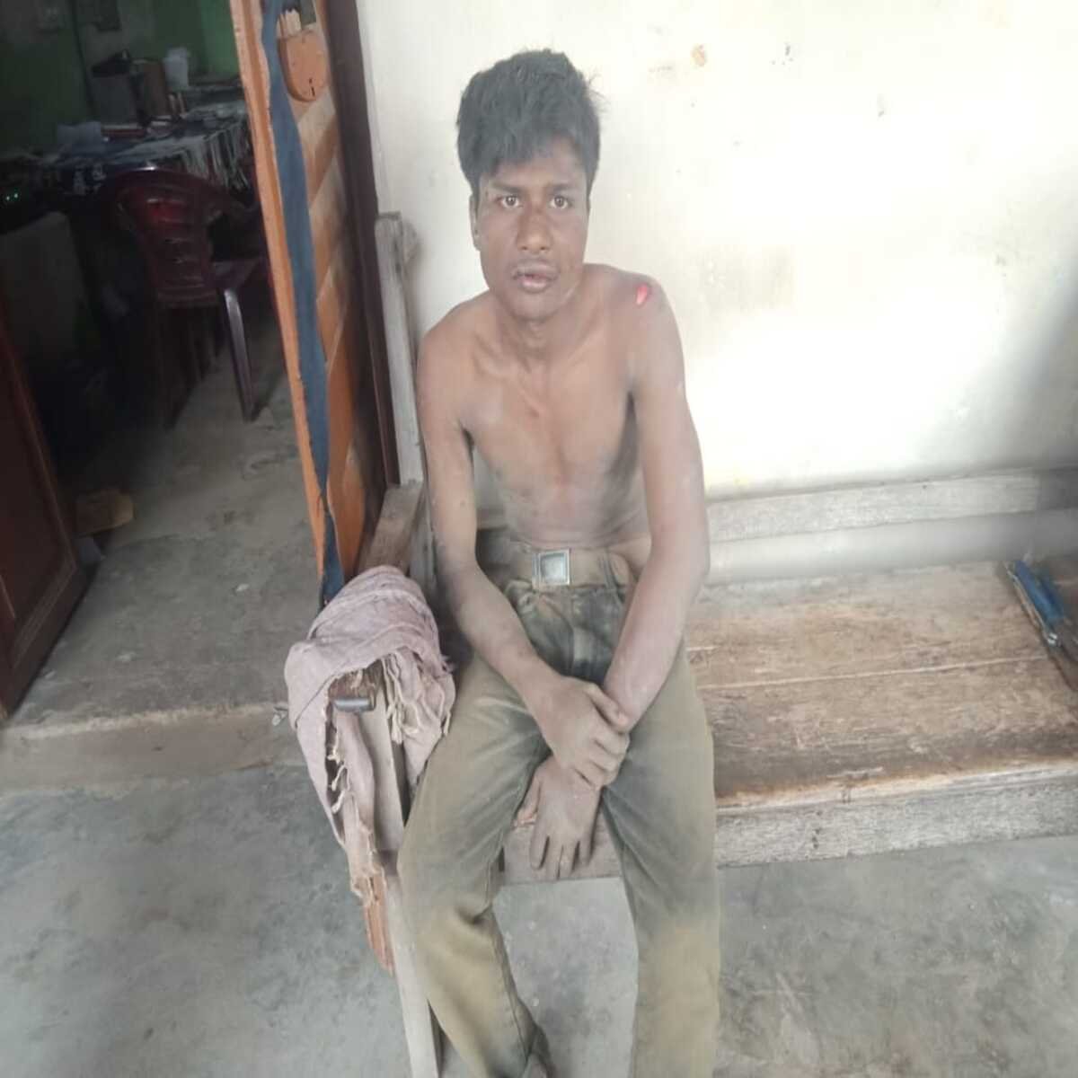 रोहतास: मोटर पम्प चोरी करते ग्रामीणों ने रंगे हाथों चोर को पकड़ा