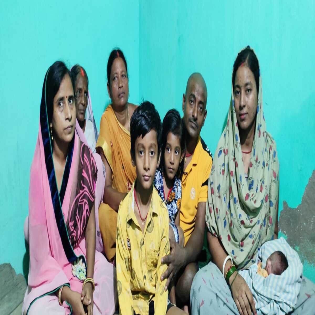गोह : कूड़े के ढेर में नवजात को फेंक गयी कलयुगी मां, दो बच्चों की मां ब्यूटी ने अपनाया