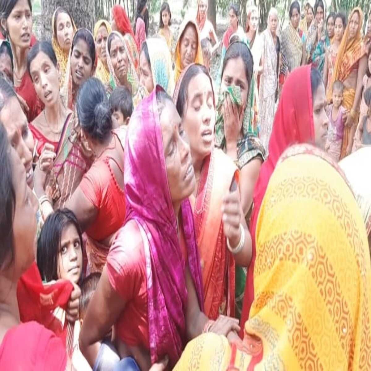 पातेपुर : पुलिस का मुखबिरी करने पर आरोपी ने की किशोर की हत्या, शव को गड्ढे में फेंका