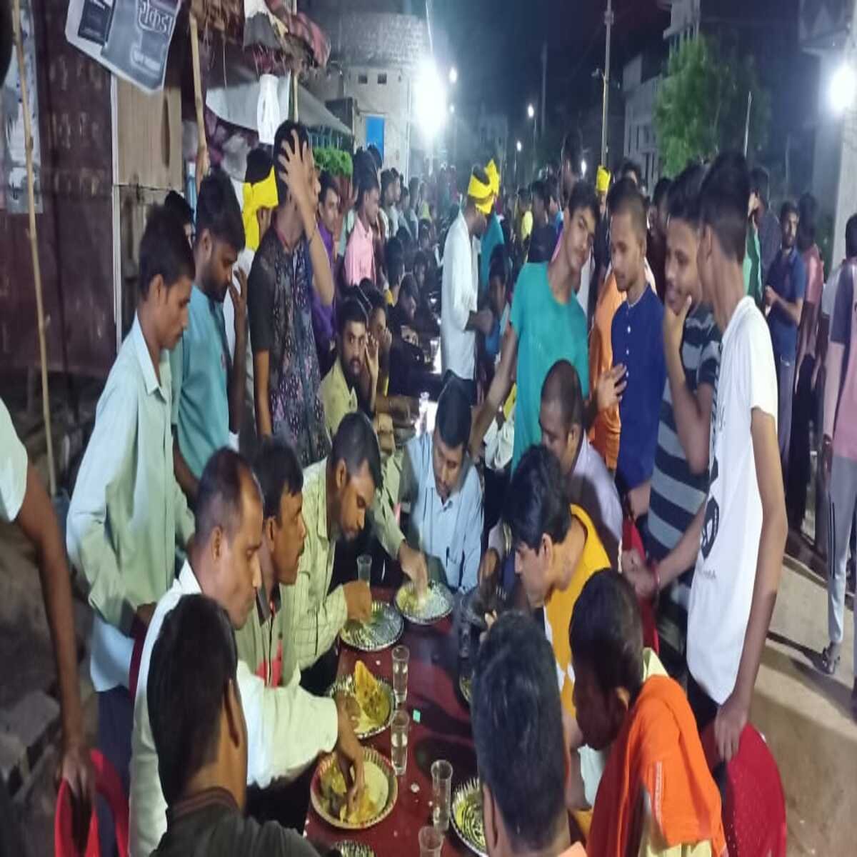 नासरीगंज : छठिहार पर सामूहिक भंडारे का भव्य आयोजन