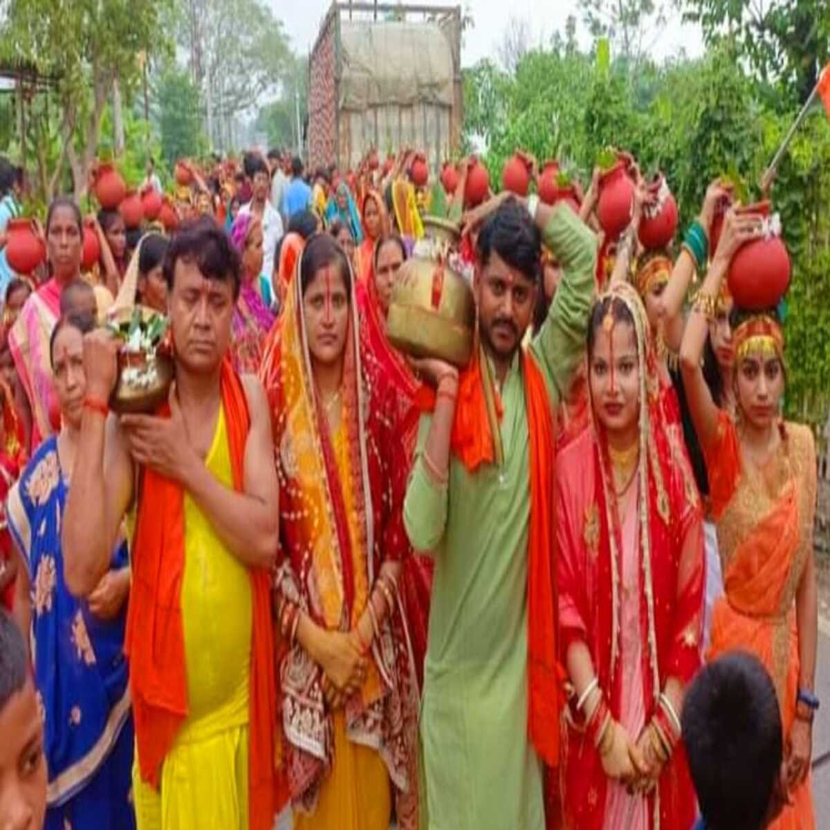 समस्तीपुर : लश शोभा यात्रा के साथ सुरु हुई गणेश पूजनोत्सव