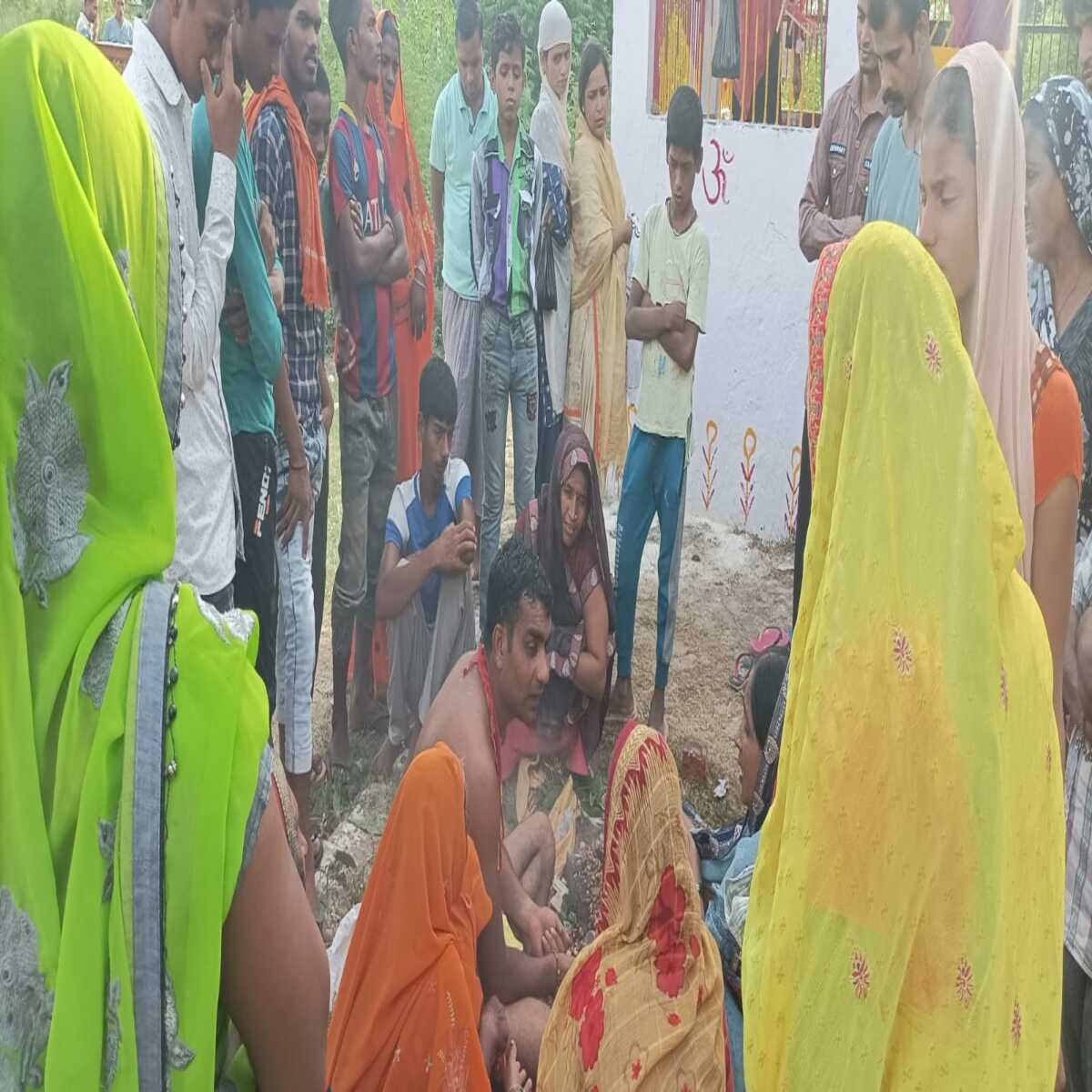 गाजीपुर : श्रावण पूर्णिमा पर गांव गांव पूजी गई मां काली