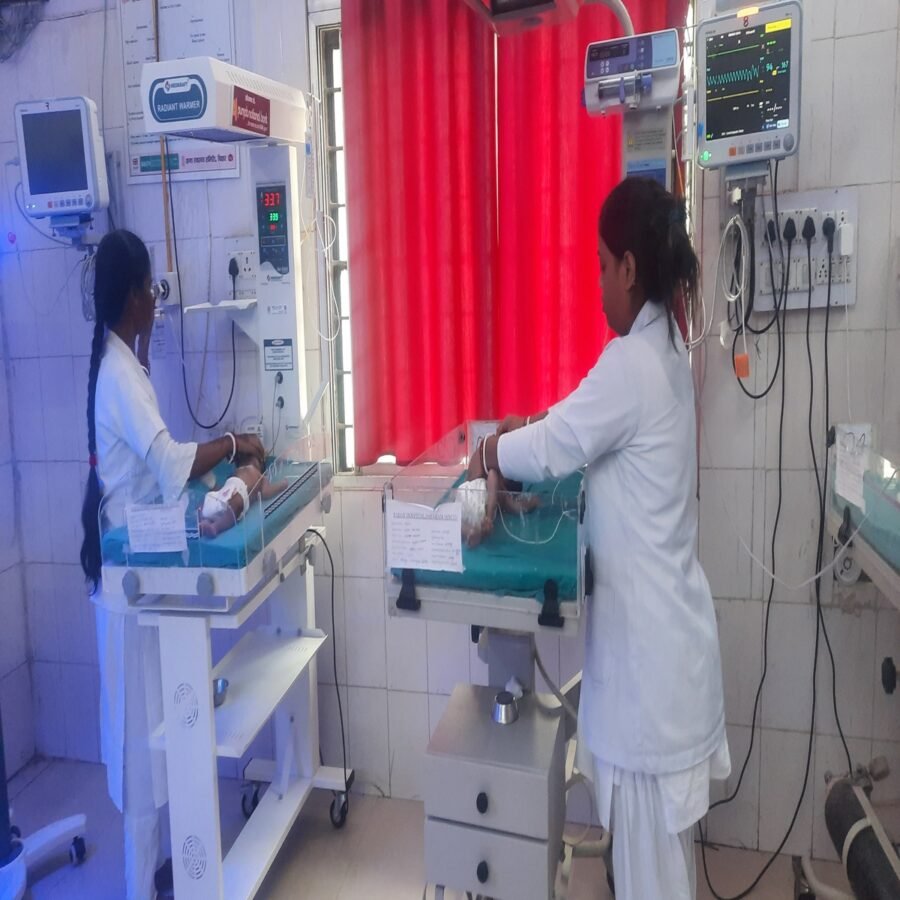 सासाराम : निजी अस्पतालों में जन्मे नवजातों के लिए भी जीवनरक्षक बन रहा सदर अस्पताल का एसएनसीयू