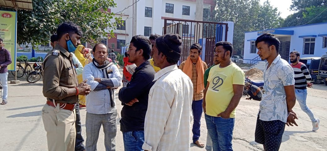  विवाहिता की गला दबाकर हत्या, मामले में पुलिस ने आरोपी पति व सास को किया गिरफ्तार