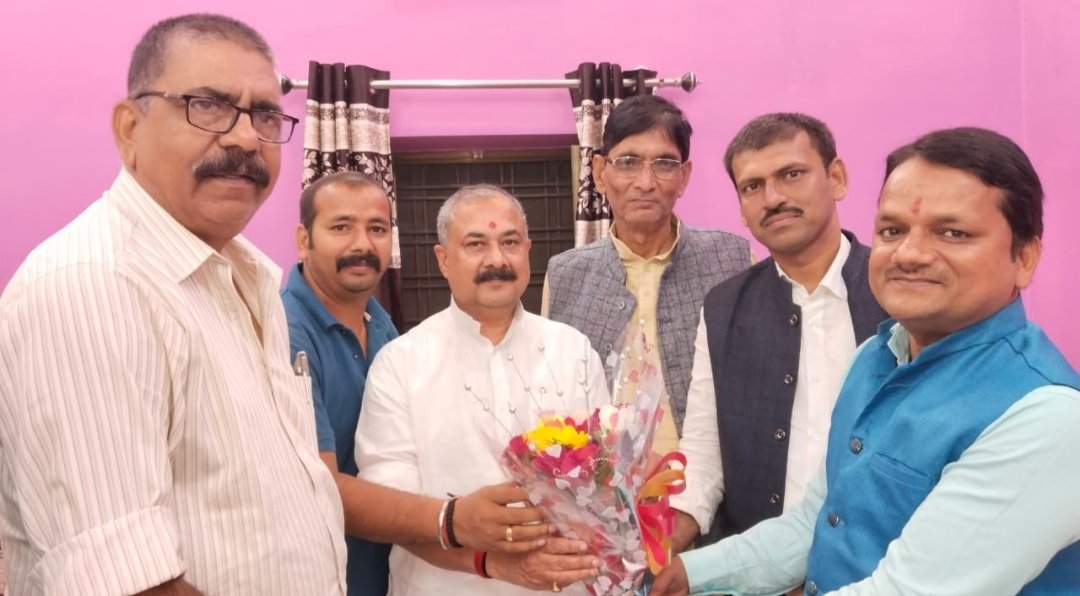 सांसद सुशील सिंह ने आयांश के जन्मदिन पर दिया आशीर्वाद