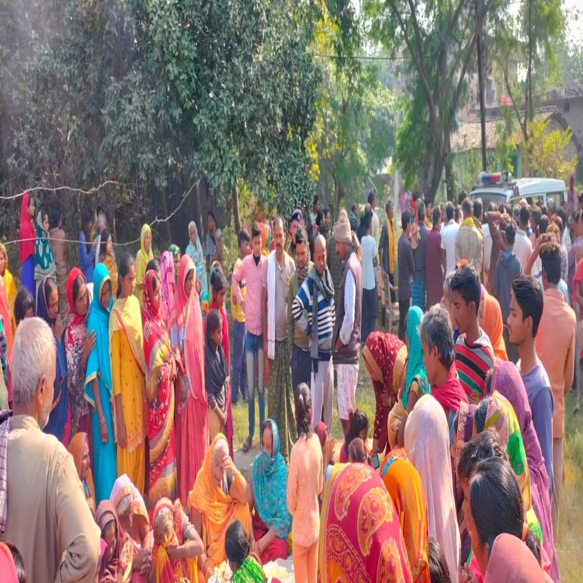 भगवानपुर में सड़क हादसे में पति की मौत,महिला गंभीर रूप से घायल