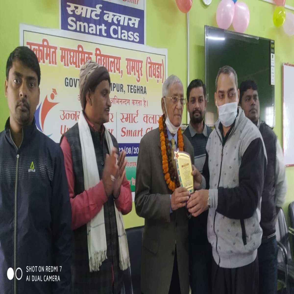 अमेरिका के शोध वैज्ञानिक प्रोफ़ेसर दशरथ सिंह कार्यक्रम में हुए शामिल