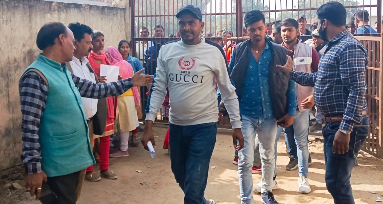 वीरकुंवर सिंह महाविद्यालय परीक्षा केंद्र पर हुई सघन जांच