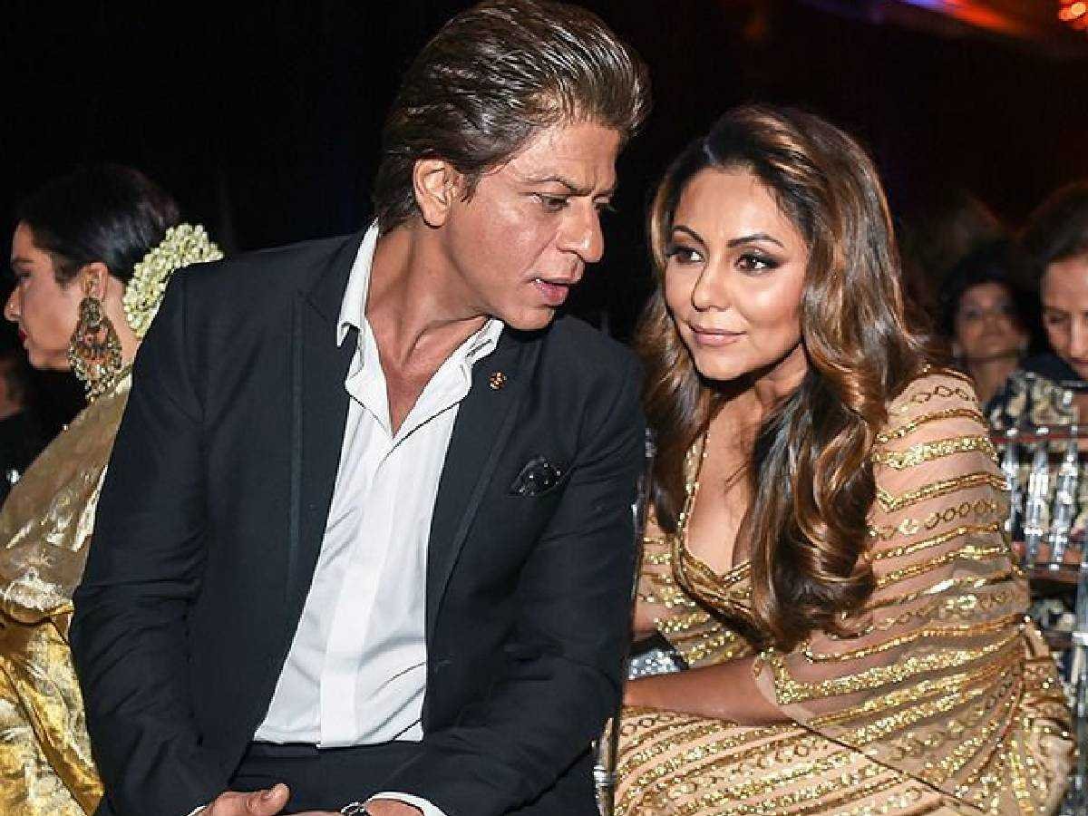 Shahrukh Khan: शाहरुख खान ने गौरी को दिया था ये पहला गिफ्ट, खुला बड़ा राज