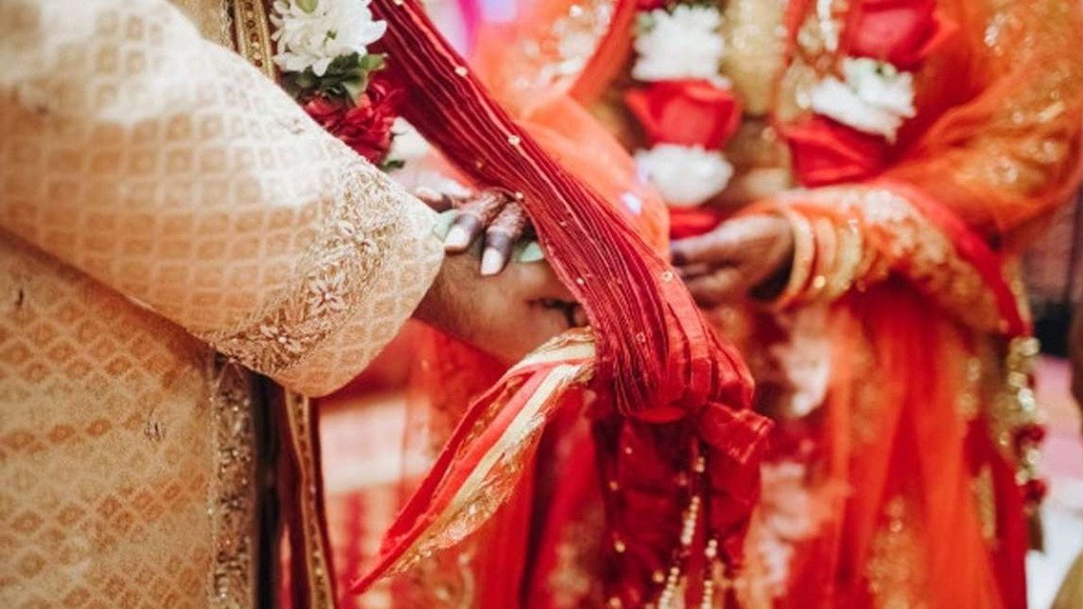 बिहार: भांजा दे बैठा मौसी को दिल, बन गया अपने बाप का ‘साढ़ू’, मां ने मचाया बवाल