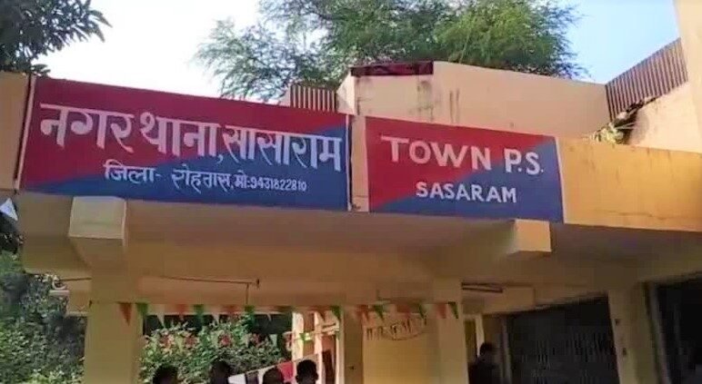 आधी रात सिविल ड्रेस में थाने पहुँचे SP तो थानेदार ने लगा दिया SPसाहब का क्लास….फिर ?