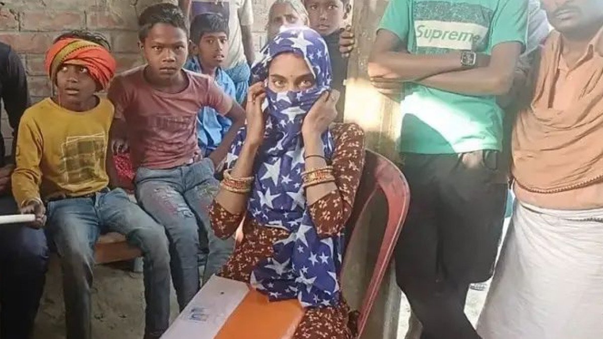 बिहार: प्रेमी के घर के बाहर धरने पर बैठी प्रेमिका, शादी के बाद बॉयफ्रेंड निकला धोखेबाज!