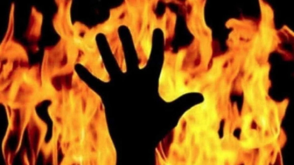 बिहार में अपराधियों के हौसले बुलंद: नाबालिग से दुष्क’र्म, गर्भवती होने की खबर मिली तो जिं’दा जला’या