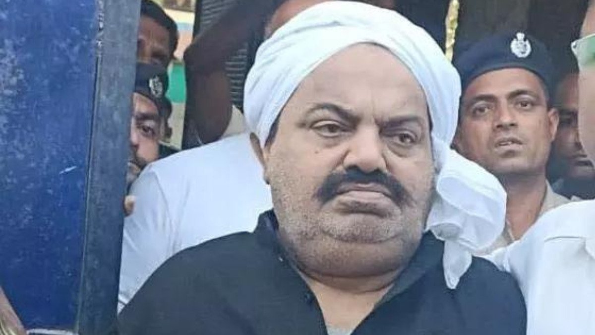 Atiq Ahmed: जांच में हुआ खुलासा, जेल से ही रंगदारी का रैकेट चलाता था अतीक अहमद, जानिए किसे बनाता था निशाना!
