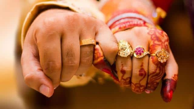 शादी से एक दिन पहले जीजा के साथ साली ने किया कांड, ससुर के पैरों तले खिसक गई जमीन!
