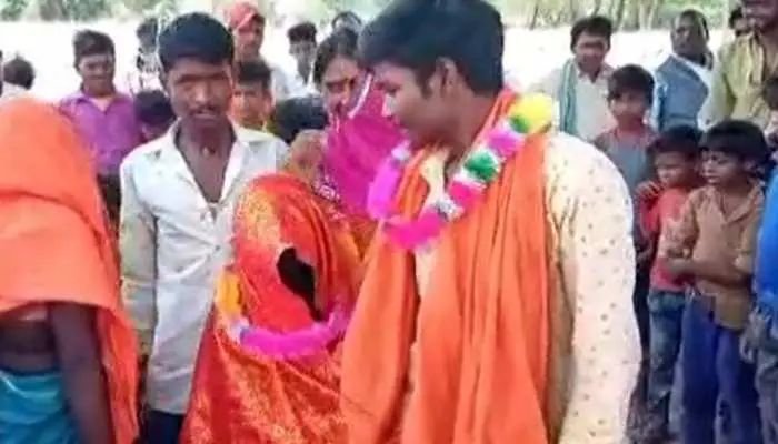OMG : पहले रिश्ते में लगते थे भाई-बहन, पकड़े गए तो गांव वालों ने करवाई शादी