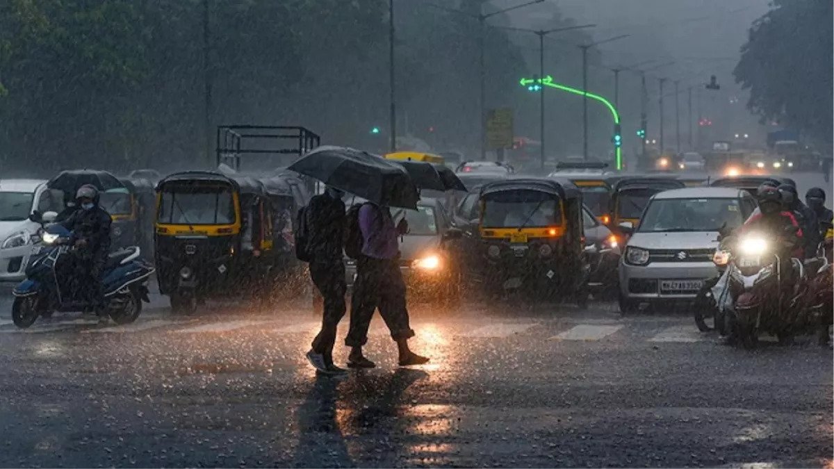 Bihar Weather Update: बिहार के इन 14 जिलों में आज होगी भारी बारिश, मौसम विभाग का अलर्ट जारी!