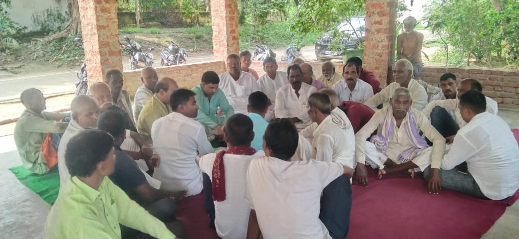 घर से एक साथ उठी दो सगे भाइयों की अर्थी तो रो पड़ा जवार-