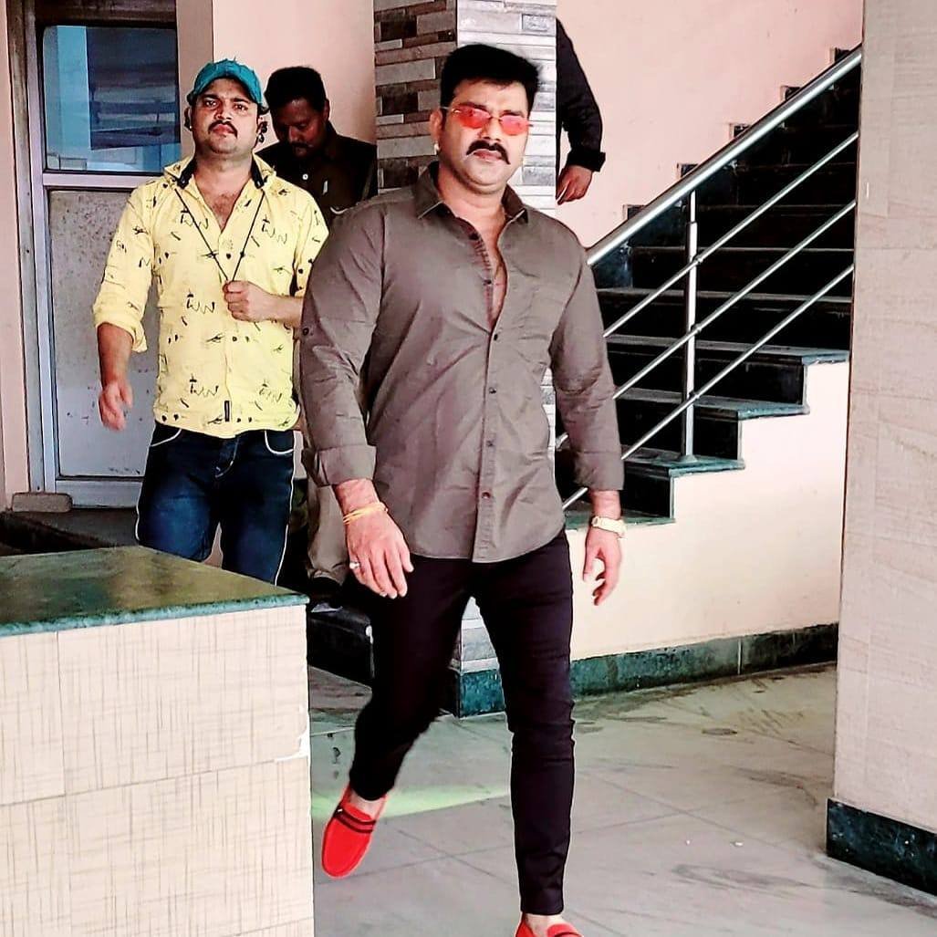 पावर स्टार पवन सिंह ने बिहार में फिर से चुनाव लड़ने का किया एलान ,किस पार्टी से लड़ेंगे पवन सिंह चुनाव?