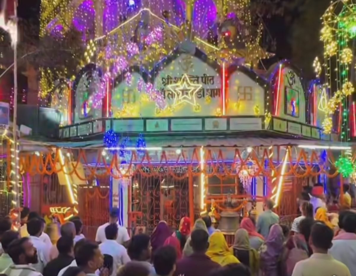 सप्तमी पर मां ताराचंडी के दरबार में भक्तों की कतार, सुख-शांति की मन्नत लेकर पहुंचे श्रद्धालु