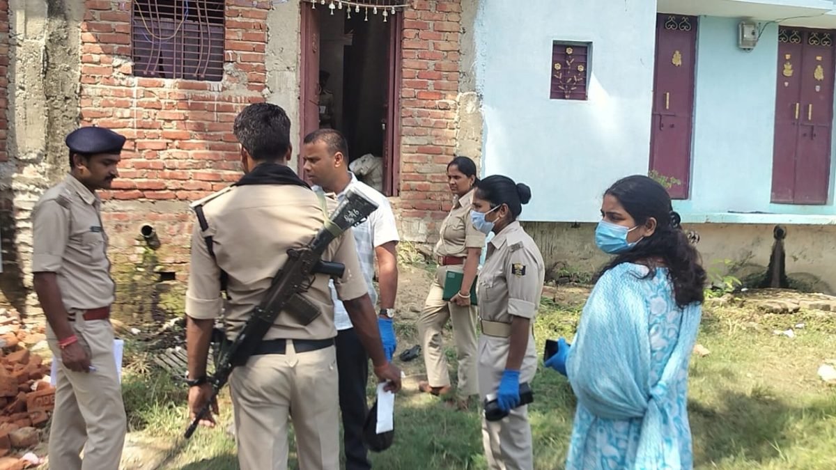 “सहोदर भाई की हत्या से सनसनी, बड़े भाई ने ही उतारा मौत के घाट; हथियार के साथ आरोपी गिरफ्तार”